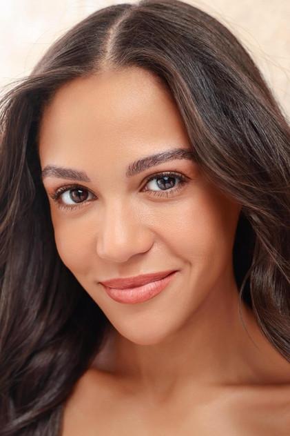 Courtney Grace - Actor Profile Photo
