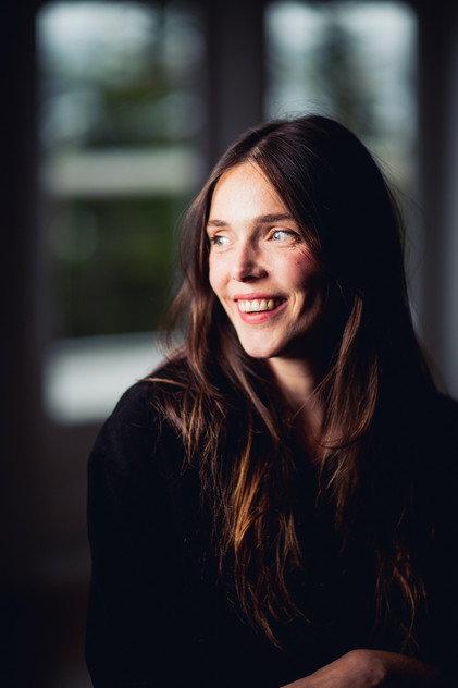 Rhiannon Morgan - Actor Profile Photo
