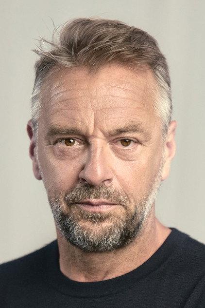 Tom Waes - Actor Profile Photo