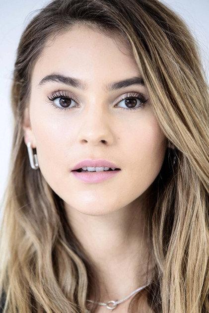 Stefanie Giesinger - Actor Profile Photo