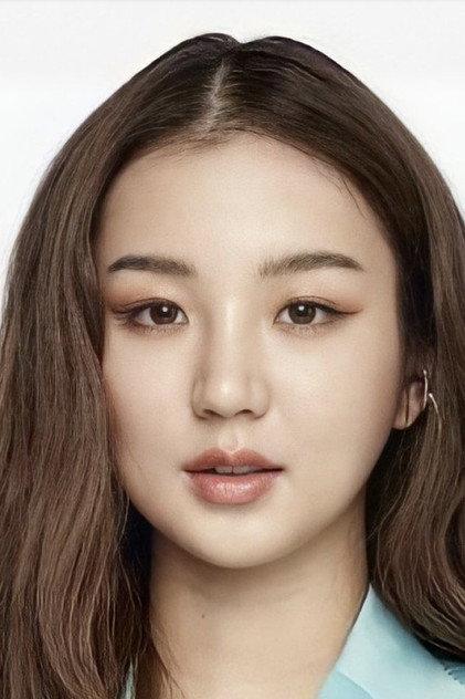 Kanyawee Songmuang - Actor Profile Photo