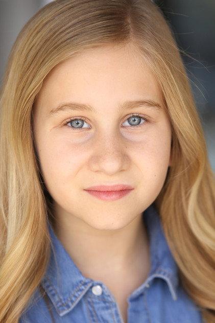 Bella Anderson - Actor Profile Photo