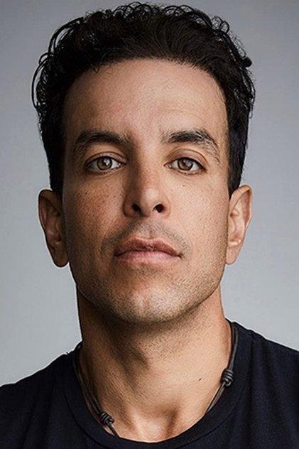Val Lauren - Actor Profile Photo
