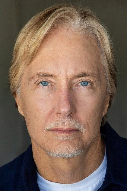 Lee Perkins - Actor Profile Photo