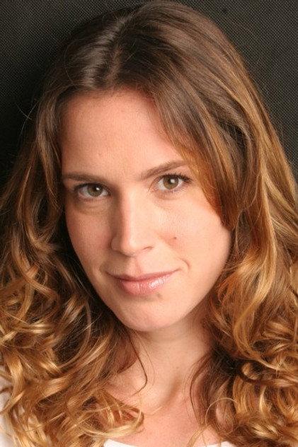 Vanessa Lóes - Actor Profile Photo