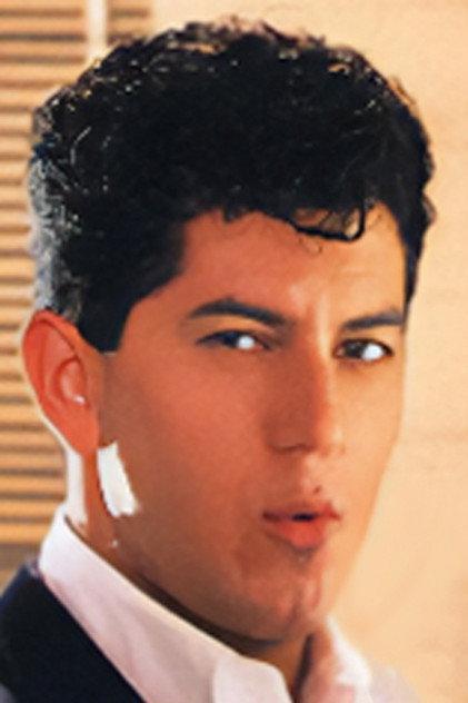 Roberto Arias - Actor Profile Photo