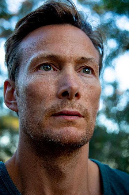 Simon Watts - Actor Profile Photo