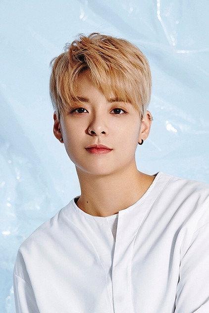Amber Liu - Actor Profile Photo