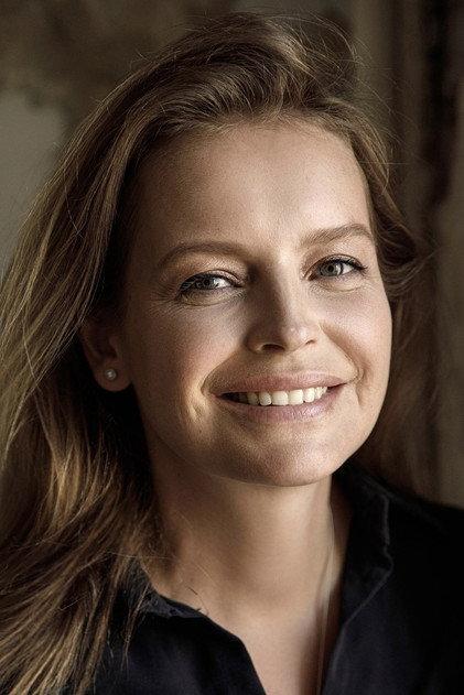 Anna Tabanina - Actor Profile Photo
