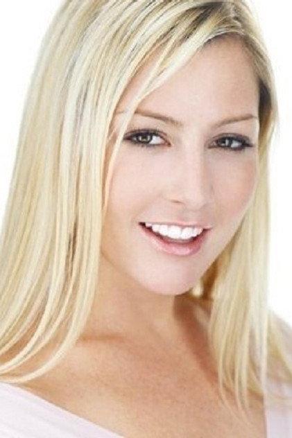 Lindsey Axelsson - Actor Profile Photo