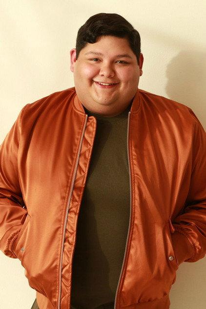 Cosme Flores - Actor Profile Photo