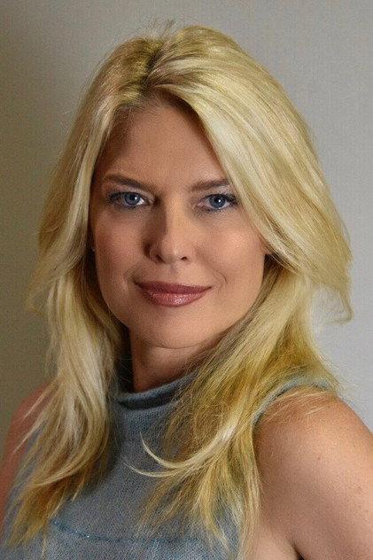 Elise Muller - Actor Profile Photo