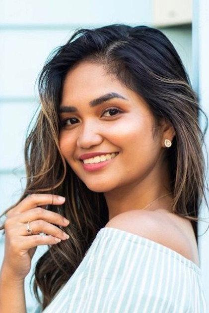 Stefanie Arianne - Actor Profile Photo