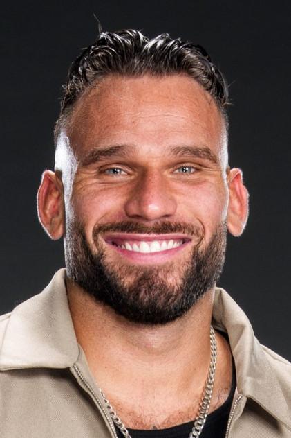 Mike Derudder - Actor Profile Photo
