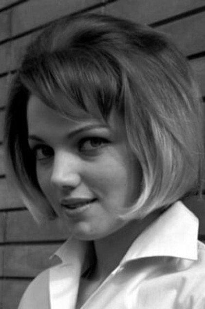 Betsy Bell - Actor Profile Photo