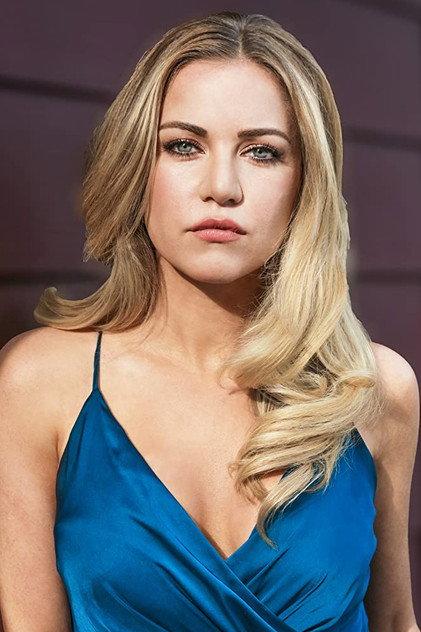Chelsea Gilson - Actor Profile Photo