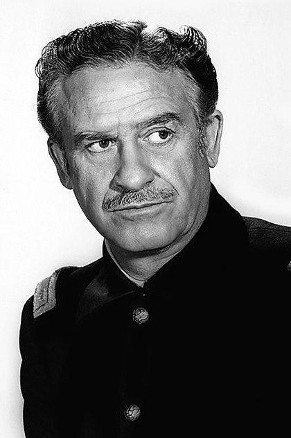 Frank Wilcox - Actor Profile Photo