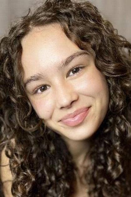 Nahanni Mitchell - Actor Profile Photo