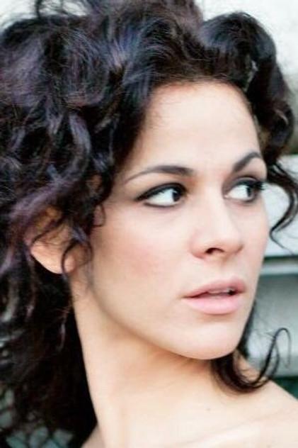 Roberta Procida - Actor Profile Photo