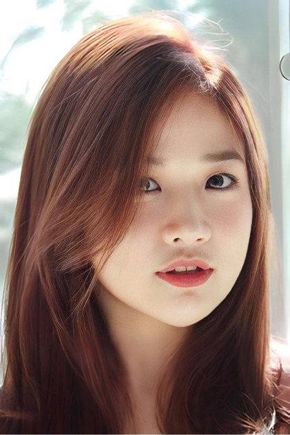 Hattaya Ratananon - Actor Profile Photo