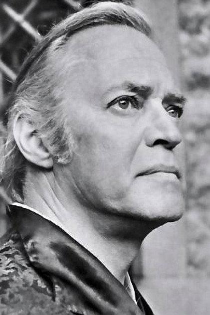 Wolf Ackva - Actor Profile Photo
