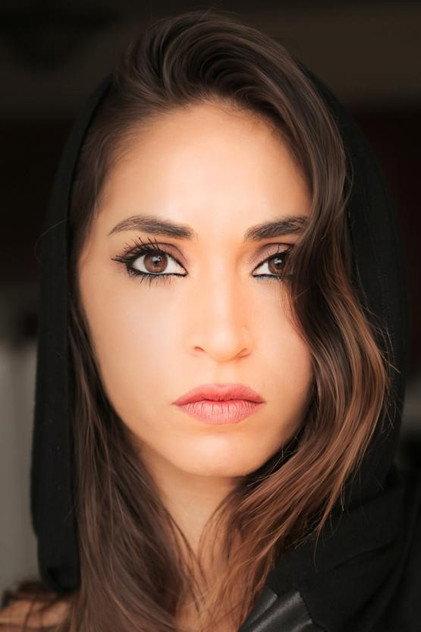 Nihan Gur - Actor Profile Photo