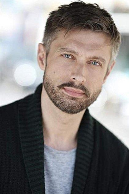 Alan Turkington - Actor Profile Photo