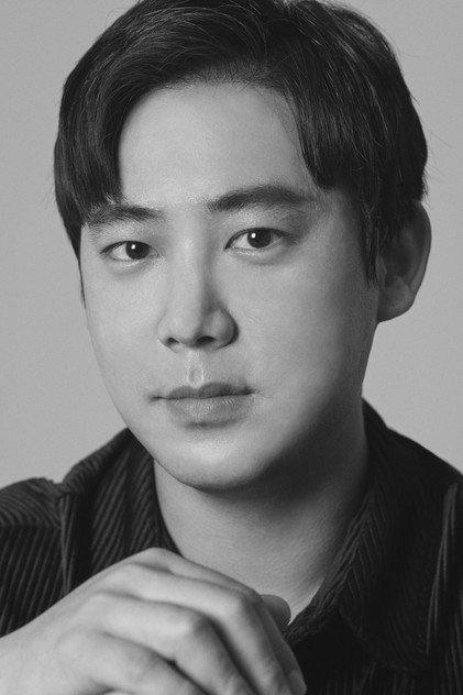 Kang Tae-u - Actor Profile Photo
