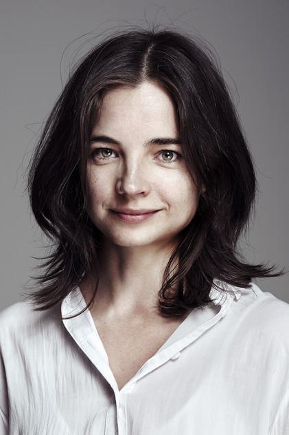 Louise Peterhoff - Actor Profile Photo