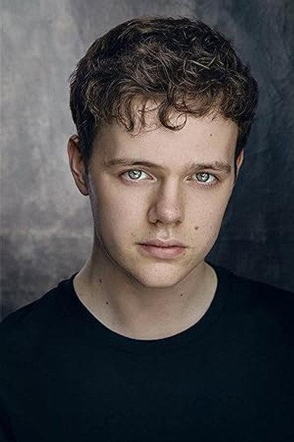Dylan Jones - Actor Profile Photo