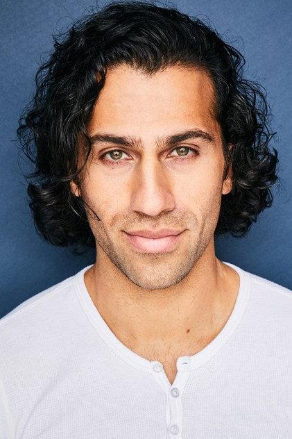 Sean Mann - Actor Profile Photo