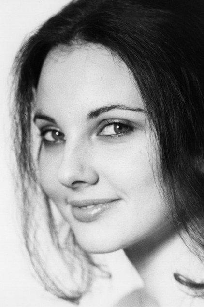 Mijou Kovacs - Actor Profile Photo