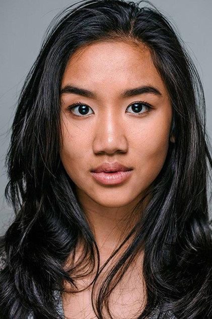 Savira Windyani - Actor Profile Photo