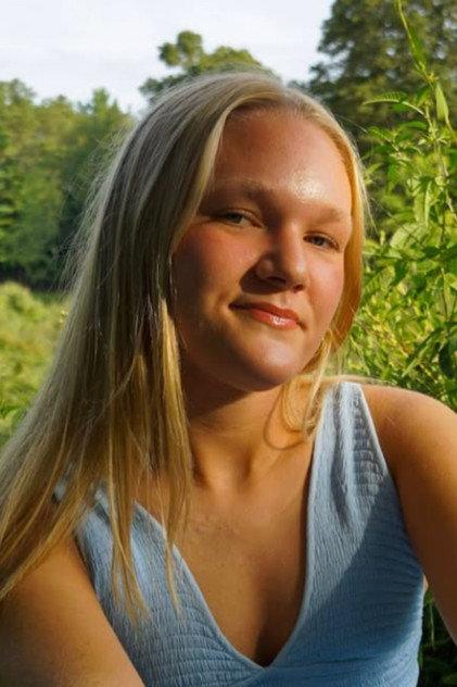 Lea Wassom - Actor Profile Photo