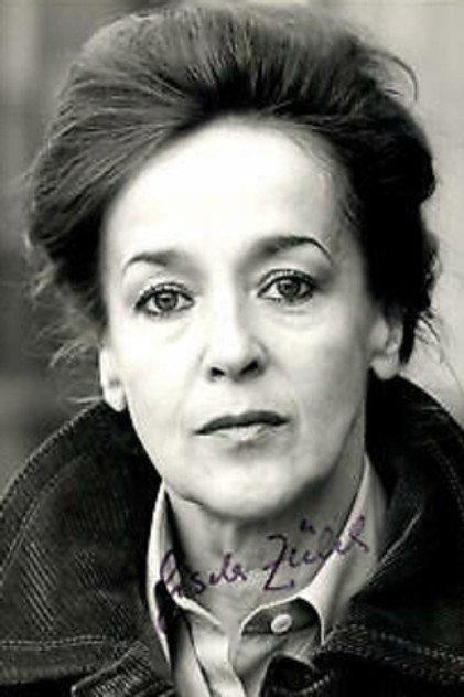 Gisela Hoeter - Actor Profile Photo