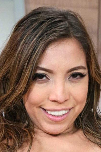Vivianna Mulino - Actor Profile Photo
