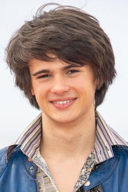 Aaron Kissiov - Actor Profile Photo