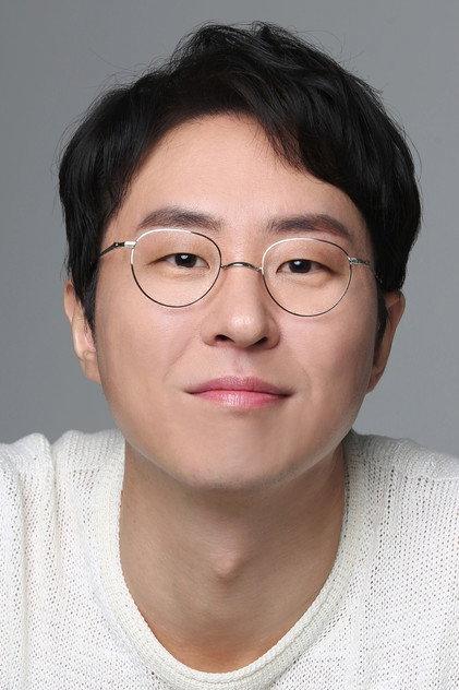 Lee Hyun-kyun - Actor Profile Photo
