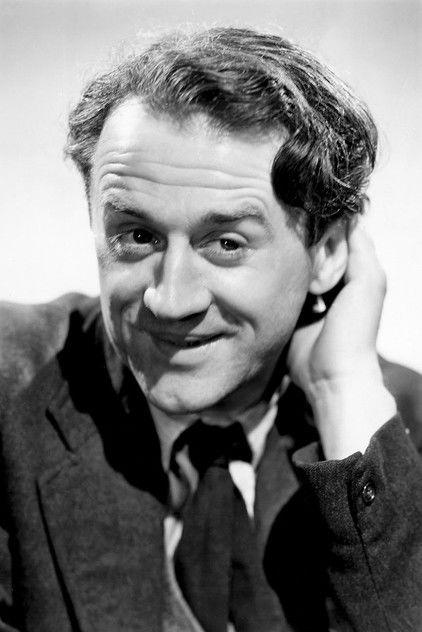 Cyril Cusack - Actor Profile Photo