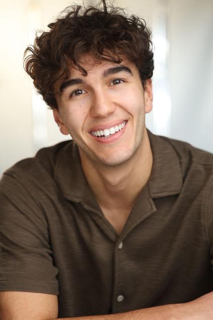 Thomas Alvaro - Actor Profile Photo