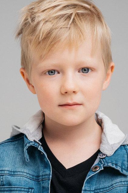 Oscar Vaillancourt - Actor Profile Photo