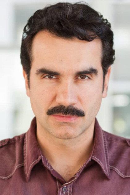 Eduardo Roman - Actor Profile Photo