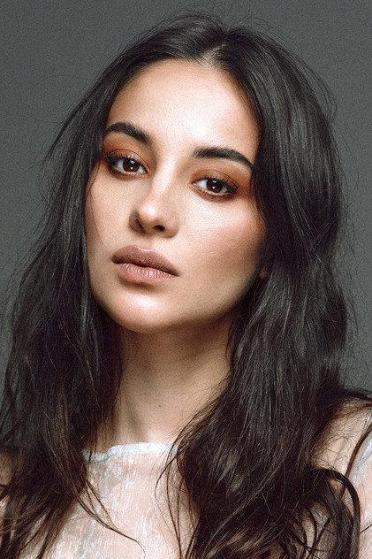 Vivianne Dietz - Actor Profile Photo