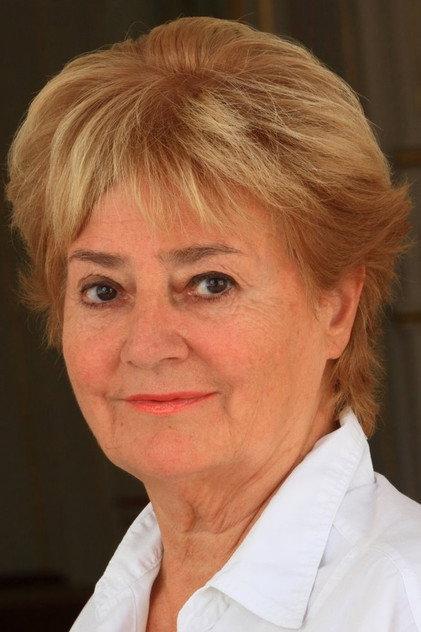 Kati Sólyom - Actor Profile Photo