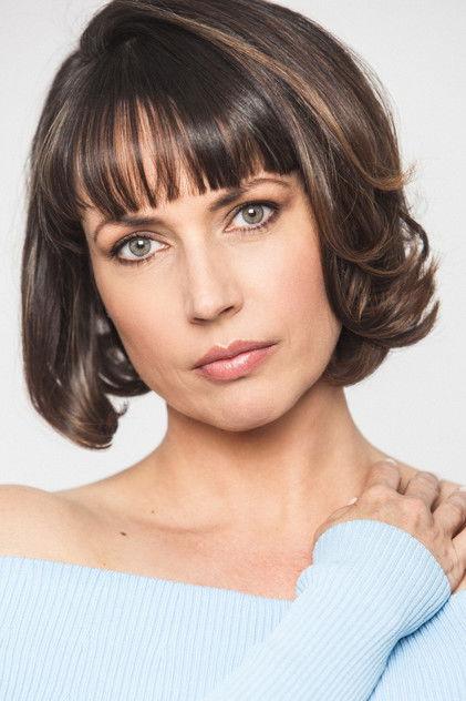 Julie Ann Emery - Actor Profile Photo