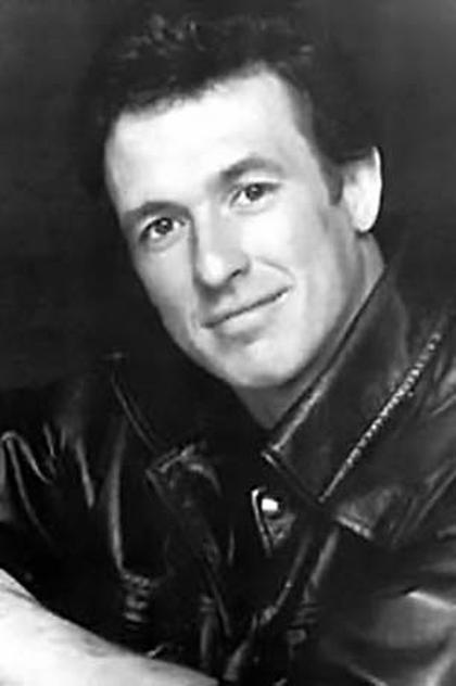 Mark De Alessandro - Actor Profile Photo