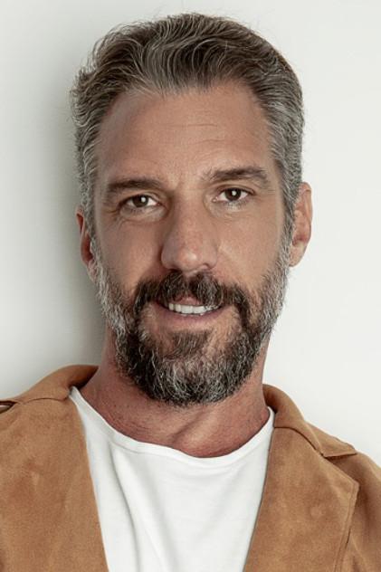 Carlos Bonow - Actor Profile Photo