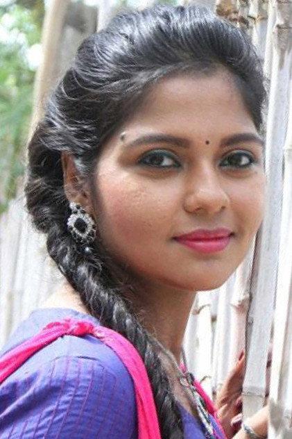 Ramona Stephani - Actor Profile Photo