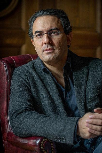 Juan Gabriel Vázquez - Actor Profile Photo