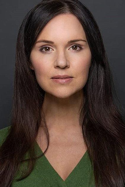 Becki Hayes - Actor Profile Photo